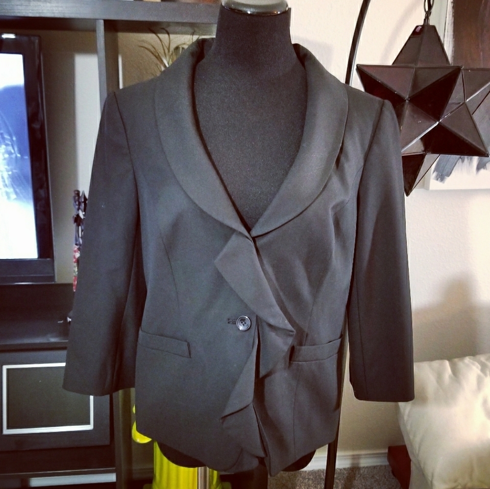 The Limited Collection Ruffle Front Blazer Black